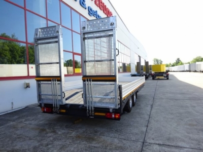 Möslein TTT 13 6,2 BR Weiß Neuer 13 t GG Tandemtieflader mit Breiten Rampen