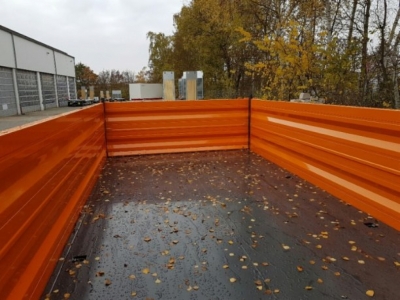 Möslein TTD11- BA Orange neuer Tandem 3- Seitenkipper Tieflader
mit Bordwand- Aufsatz
-- Neufahrzeug --
