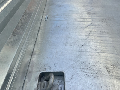 Möslein TTD 11 Breite Reifen 4,5 m Kipper Tieflader, Breite Reifen, 4,5 m lang
-- Neufahrzeug --