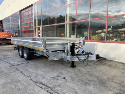 Möslein TTD 11 Breite Reifen 4,5 m Kipper Tieflader, Breite Reifen, 4,5 m lang
-- Neufahrzeug --