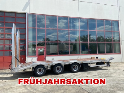 Möslein TT 31 31 t GG Tridem- Tieflader 3 Achs, gelenkt
Neufahrzeug