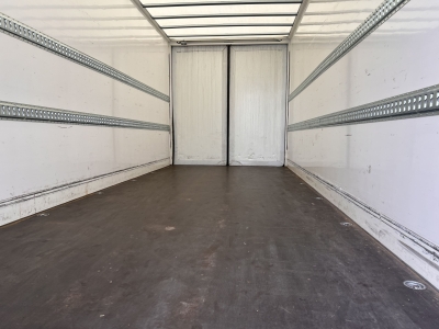 Möslein TKO 105 D Schwebheim Tandemkofferanhänger, Durchladbar