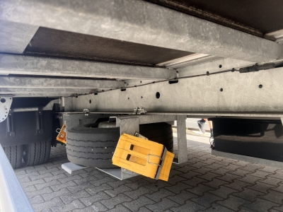 ACKERMANN Z-KA-F10.5/7,5 1 Achs Kofferanhänger mit Ladebordwand 10,5 t GG