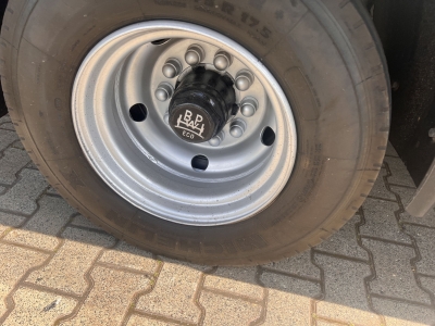 ACKERMANN Z-KA-F10.5/7,5 1 Achs Kofferanhänger mit Ladebordwand 10,5 t GG