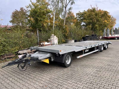 Möslein TO 3 F Schwebheim 3 Achs Tiefladeranhänger