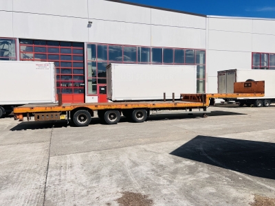 Möslein STO 3 Schwebheim 3 Achs Satteltieflader Plato 45 t GG
für Fertigteile, Baumaschinen oder Container