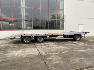 Möslein T 3-P9,2 OR 3 Achs Tieflader gerader Ladefläche 9 m, Neufahrzeug