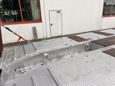 Möslein ST 3 3 Achs Satteltieflader neu