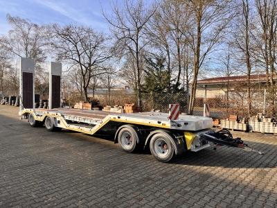 Möslein T 4 VB H1 R neuer 4 Achs Tieflader + Radmulden