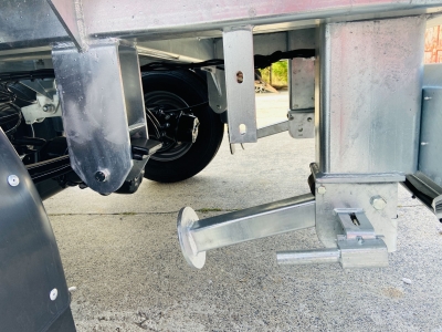 Möslein TMH 2 14 t Tandem- Absetzmuldenanhänger,  geschlossenen Boden
Neufahrzeug