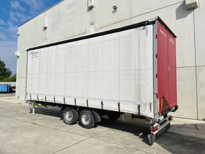 Möslein TP 11 Schwebheim Tandem- Schiebeplanenanhänger zum Durchladen