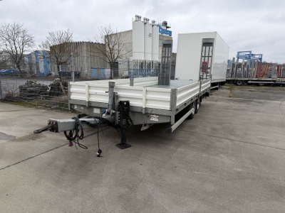 ANDERE TT Tandemtieflader, hydr. Rampen, wenig Benutzt