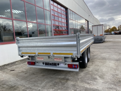 Möslein TTD 14  5,70 m 14 t Tandem- Kipper Tieflader 5,70 m lang, Breite Reifen
-- Neufahrzeug --
