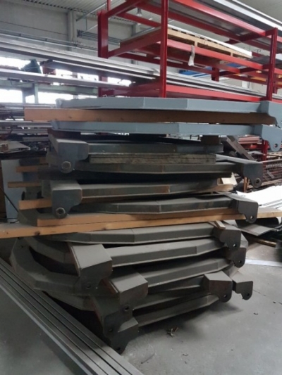 SCHMITZ GOTHA  Neue Heckklappe für Kippauflieger