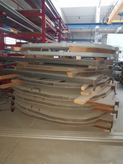 SCHMITZ GOTHA  Neue Heckklappe für Kippauflieger