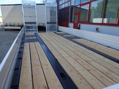 Möslein TTT 13 6,2 BR Weiß Neuer 13 t GG Tandemtieflader mit Breiten Rampen