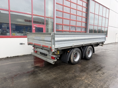 ANDERE 18 t 18 t Tandemkipper- Tieflader, wenig Benutzt, Breitbereifung