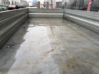 ANDERE 18 t 18 t Tandemkipper- Tieflader, wenig Benutzt, Breitbereifung