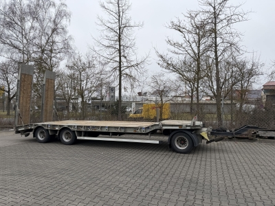 HUMBAUR HTD 30 3 Achs Tiefladeranhänger, Wenig Benutzt
