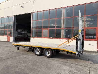 Möslein TTS 11 Schwebheim Tandemtieflader, Neuwertig