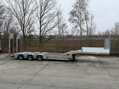 Möslein ST 3 3 Achs Satteltieflader neu