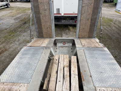 MUELLER-MITTELTAL TS 3 3 Achs Satteltieflader