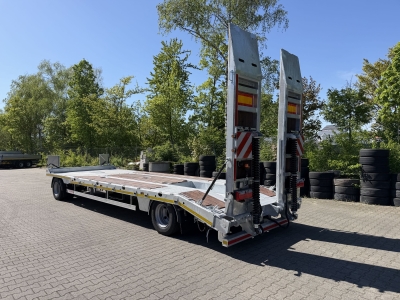Möslein T2 Plato 8,20 2 Achs Tieflader mit gerader Ladefläche 8,20 m, Neufahrzeug