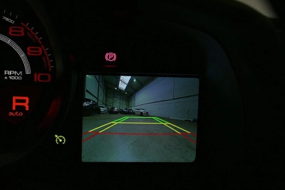 Ferrari F8 Spider Carbon Liftsystem BeifahrerDisplay