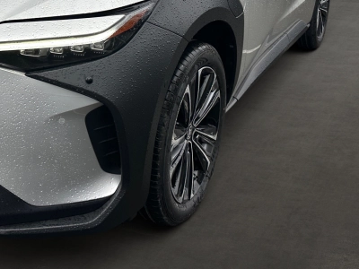 Toyota bz4x 5-Türer Basis Elektromotor (150kW) Frontantrieb