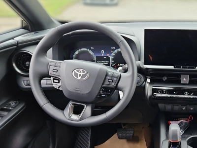 Toyota C-Hr 5-Türer Team Deutschland 2,0-l-Plug-in Hybrid CVT 2x4