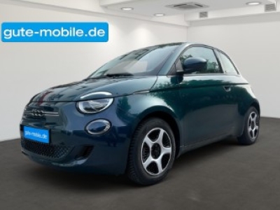 Fiat 500e Action