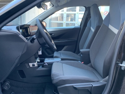 Opel Frontera Edition 1.2 | Tech Paket | LED | AWR