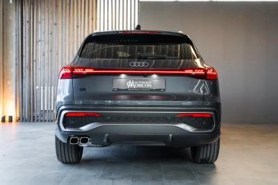 Audi Q5 2.0 TDI quattro S-Line Luftfahrw. | AHK | BO
