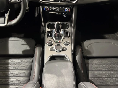 Alfa Romeo Giulia 2.0 Competizione Q4 | MATRIX | 19" LM 