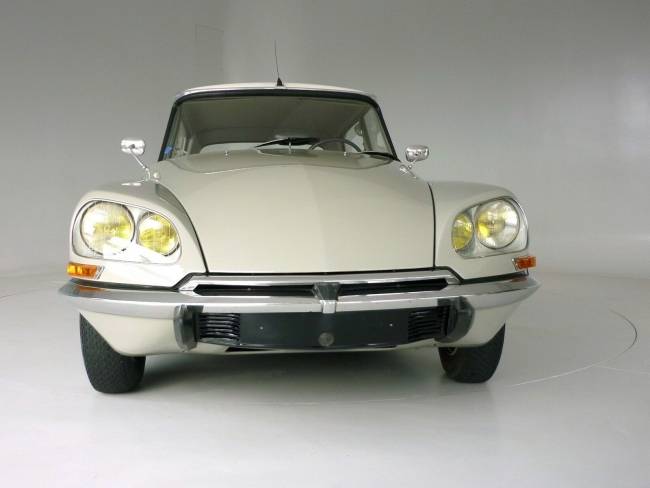 Citroen DS ID 19 B - TÜV 11/2020 - altes Armaturenbrett