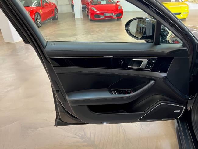 Porsche Panamera 4 Panorama*Head-up-Display*Bose