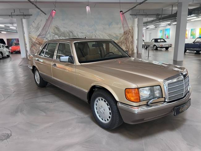 Mercedes-Benz 560 SEL W 126 *Vollrestauration