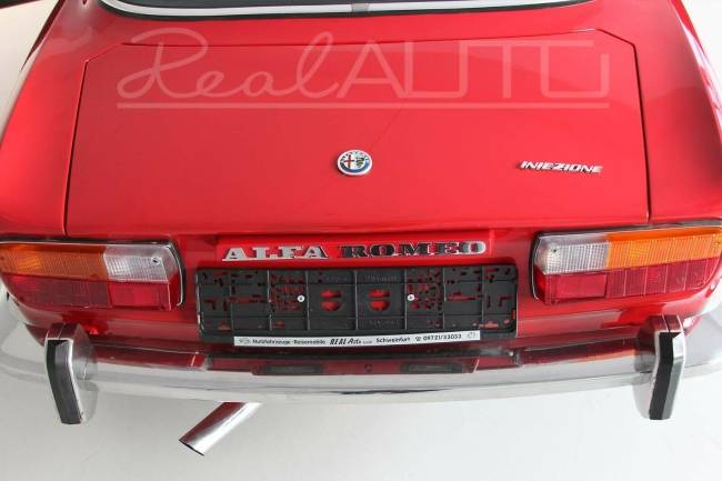 Alfa Romeo GT 2000 Bertone