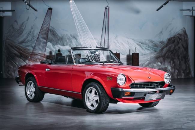 Fiat 124 Spider CS Cabriolet
