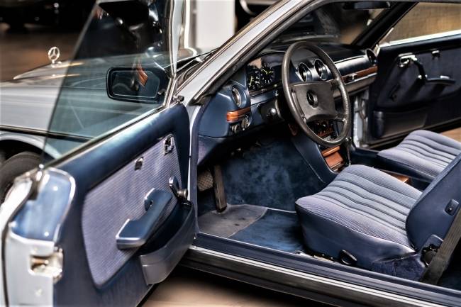 Mercedes-Benz CE 230 W123 Vollrestauration*ABS*Klima*Automatik