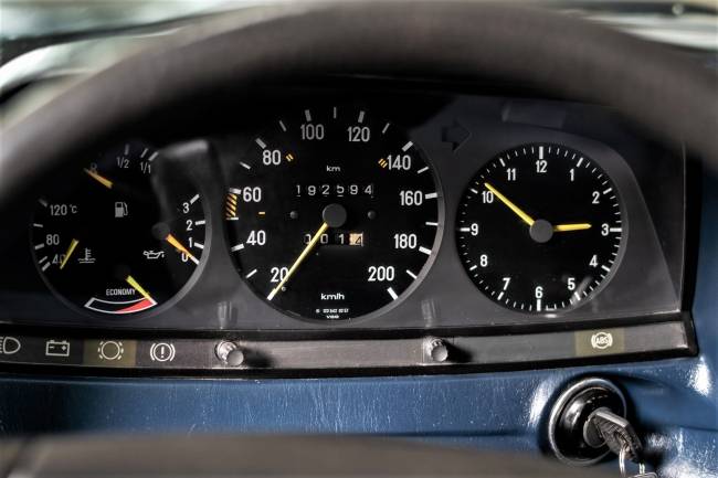 Mercedes-Benz CE 230 W123 Vollrestauration*ABS*Klima*Automatik