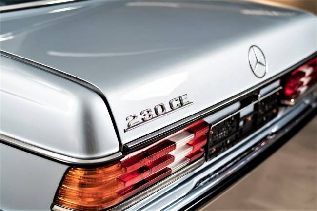 Mercedes-Benz CE 230 W123 Vollrestauration*ABS*Klima*Automatik