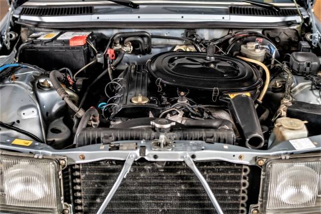 Mercedes-Benz CE 230 W123 Vollrestauration*ABS*Klima*Automatik