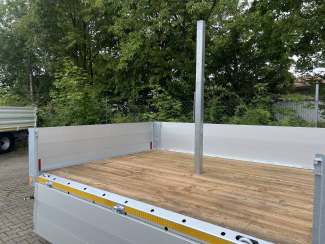Möslein THT 11- G 6,2 Tandem Pritsche- Tieflader mit Rungentaschen