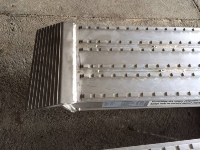 ANDERE  NEU Auffahrrampen, Alurampen,
Verladerampen, 8 to Länge 3,25m