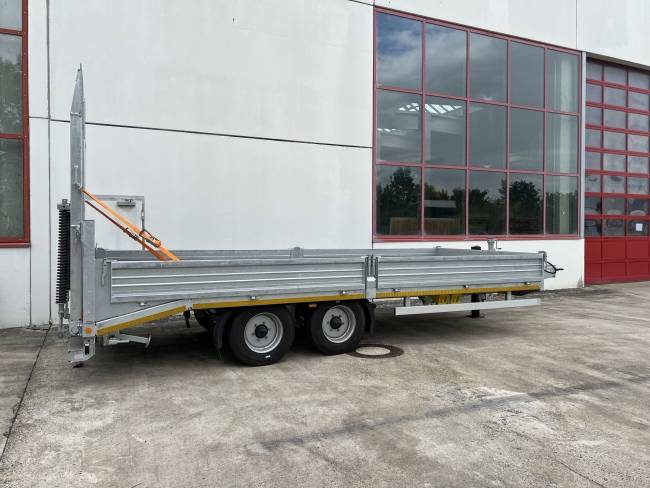 Möslein TT11 BR Neuer Tandemtieflader, breit Rampen