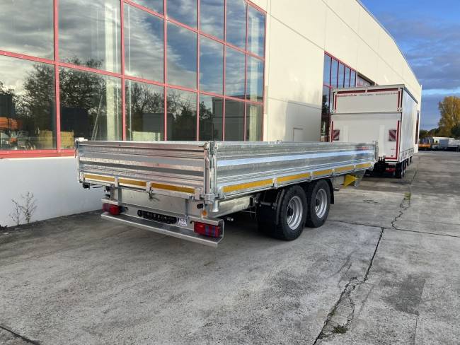 Möslein TTD 11 Breite Reifen 4,5 m Kipper Tieflader, Breite Reifen, 4,5 m lang
-- Neufahrzeug --