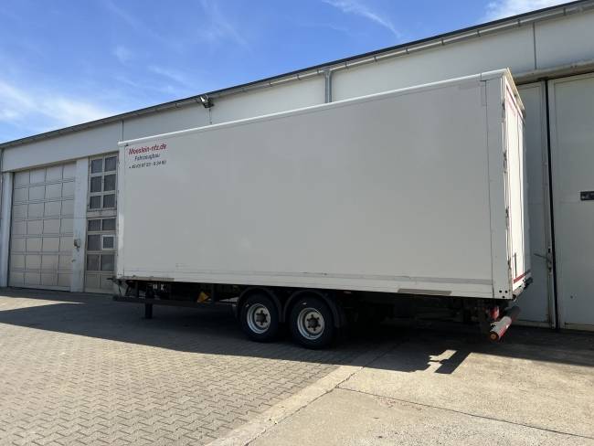 Möslein TKO 105 D Schwebheim Tandemkofferanhänger, Durchladbar