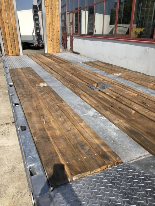 Möslein T3-6 VB F neuer 3 Achs Tieflader- Anhänger