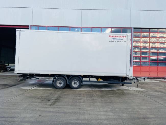 Möslein TKO 105 D 7m weiß Tandem- Koffer, Durchladbar, Neuwertig